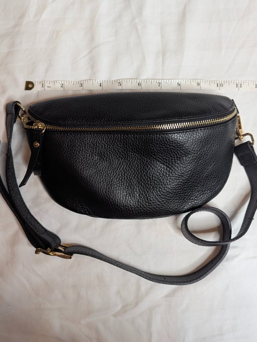 Viola Castellani Leather Crossbody/Belt bag in Black - Picture 4 of 5